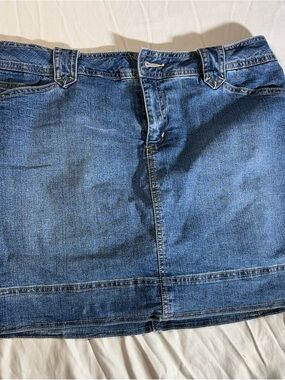 St. John's Bay womens Denim skort